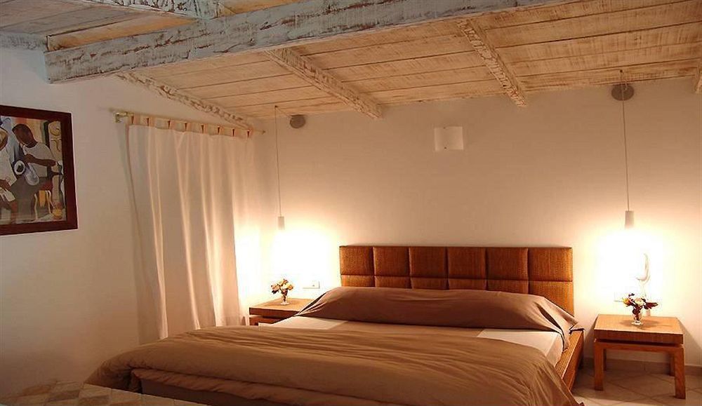 Private Hotel - Adult Only Порто-Веккьо Экстерьер фото