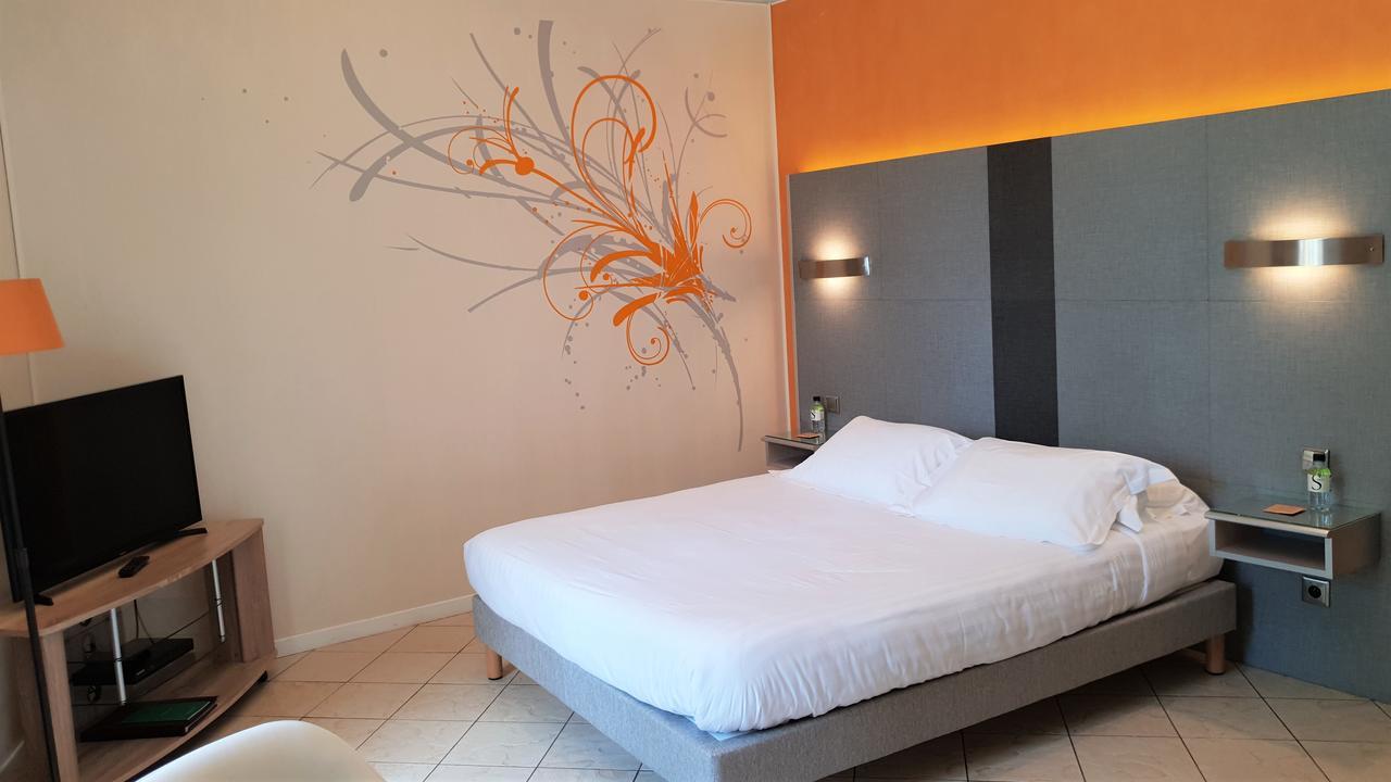 Private Hotel - Adult Only Порто-Веккьо Экстерьер фото